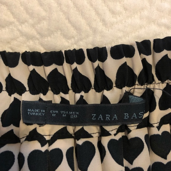 Zara black and cream “heart” skirt - Picture 2 of 2